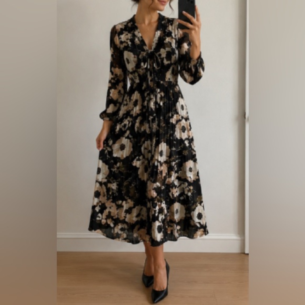 Banana Republic Black and Cream Floral Tie-Neck Long Sleeve Dress